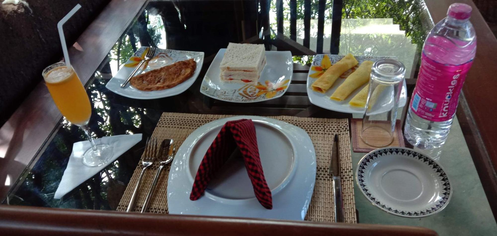 Induwara Safari Resort 达瓦拉维 外观 照片