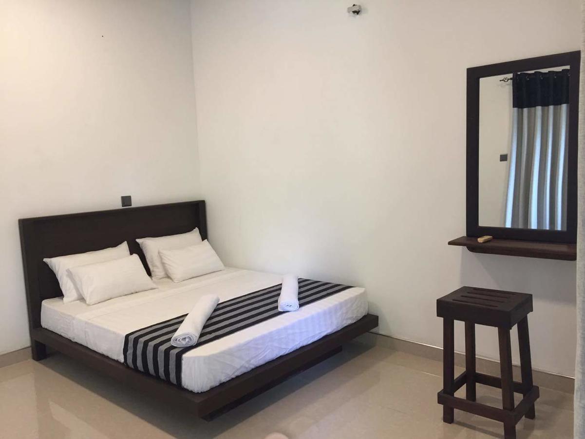 Induwara Safari Resort 达瓦拉维 外观 照片