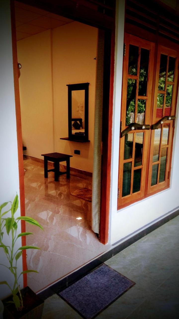 Induwara Safari Resort 达瓦拉维 外观 照片