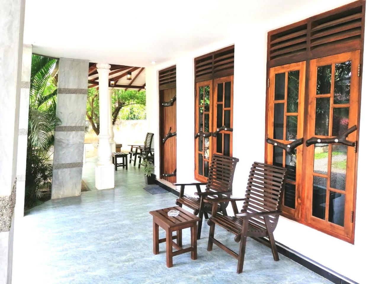 Induwara Safari Resort 达瓦拉维 外观 照片